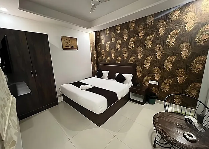 Hotel Global Suites At Delhi Airport